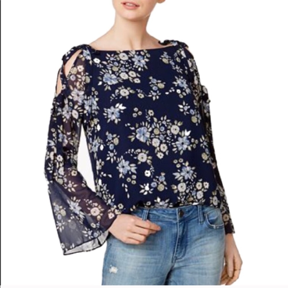 Maison Jules NWT Floral Navy Lace Long Sleeves Top